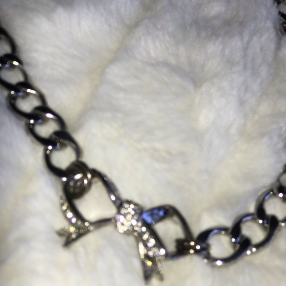 New!Juicy couture bow necklace - Picture 5 of 7